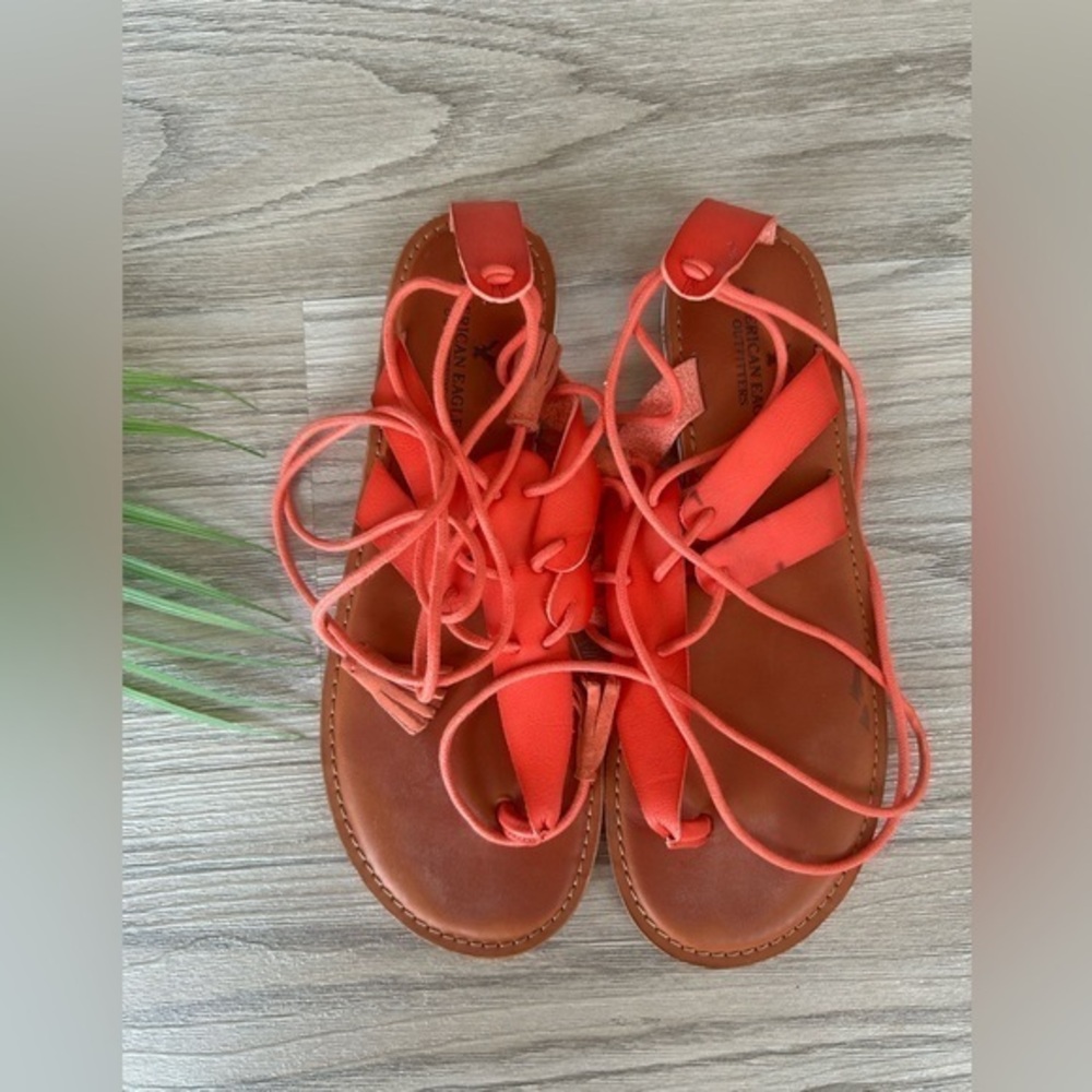 ✨ American Eagle Outfitters Red Brown Sandals Gladiator Style worn 2x